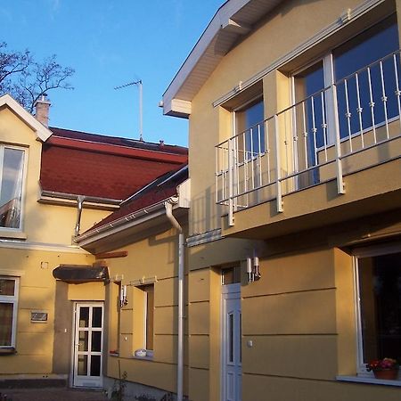 Akacia Apartment - Free Inside Parking, 2 Bedrooms, Garden, Next To Centre Budapest Extérieur photo