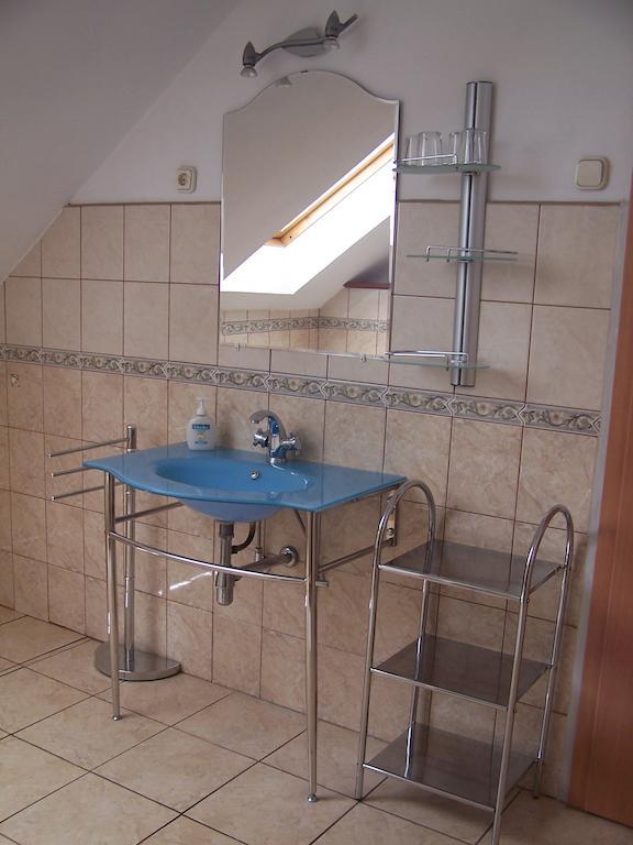 Akacia Apartment - Free Inside Parking, 2 Bedrooms, Garden, Next To Centre Budapest Chambre photo
